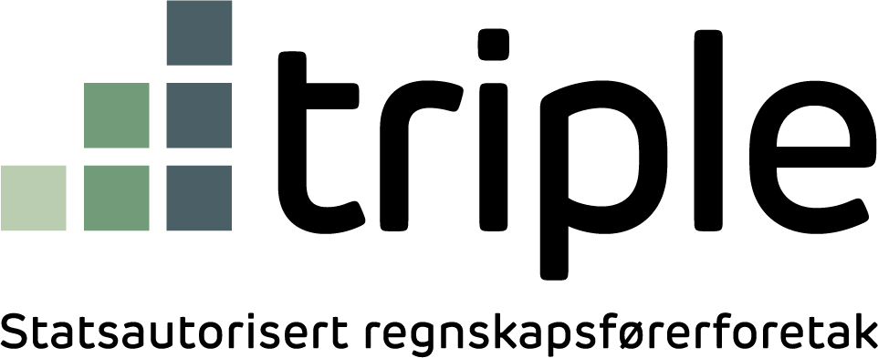 Logo av Triple med fire grønne firkanter arrangert i en L-form til venstre for ordet "trippel" skrevet med små bokstaver. Nedenfor står ordene «Statsautorisert regnskapsførerforetak.