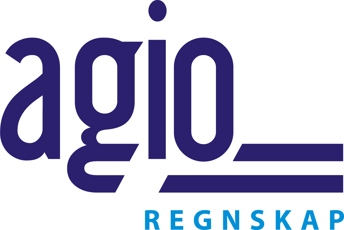 Logo som viser ordet "Agio" i fet, mørkeblå tekst over "Regnskap" i mindre blå tekst.