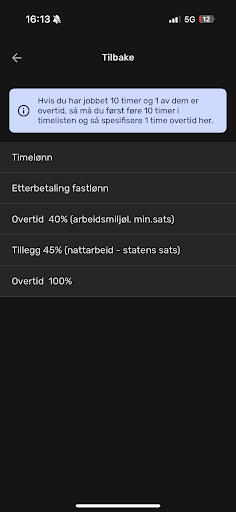En smarttelefonskjerm viser en norsk lønnsinnstillingsmeny med alternativer for timelønn, fastlønn, overtidssatser og nattarbeidstillegg.