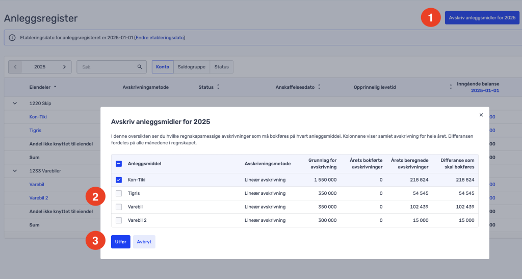 Et programvaregrensesnitt for avskrivning av eiendeler i 2025, som viser en liste over eiendeler, avskrivningsdetaljer og handlingsknapper for å bekrefte eller avbryte prosessen.
