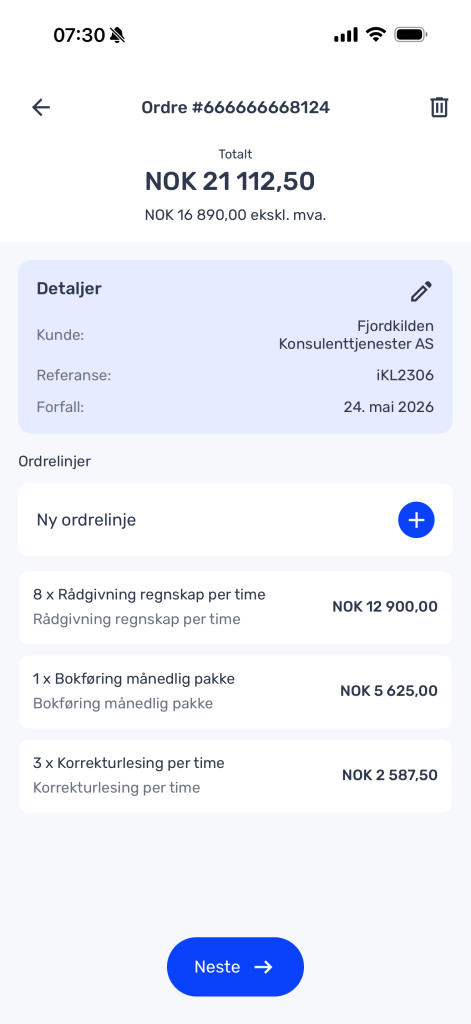 Skjermbilde av en ordresammendrag på norsk som viser totalbeløpet på 21 112,50 kroner med spesifiserte tjenester, kundeopplysninger og en blå "Neste"-knapp nederst.